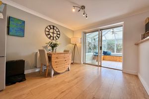 18' Kitchen/Dining Room- click for photo gallery